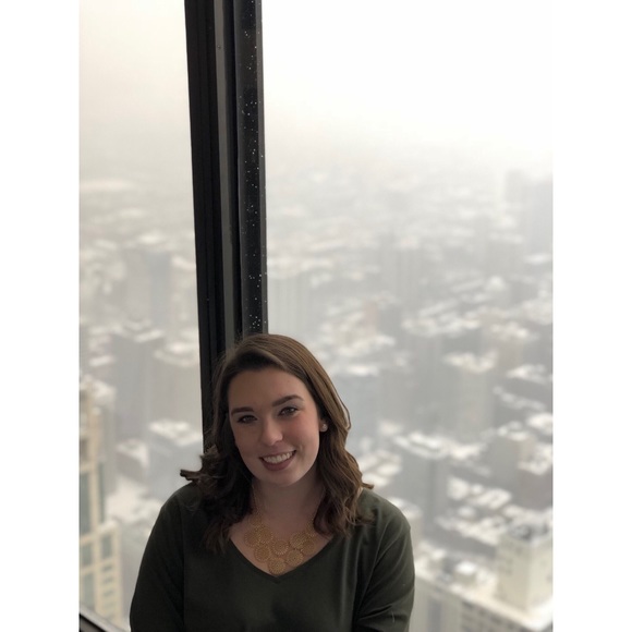 Meet your Posher, Erin - Picture 1 of 1